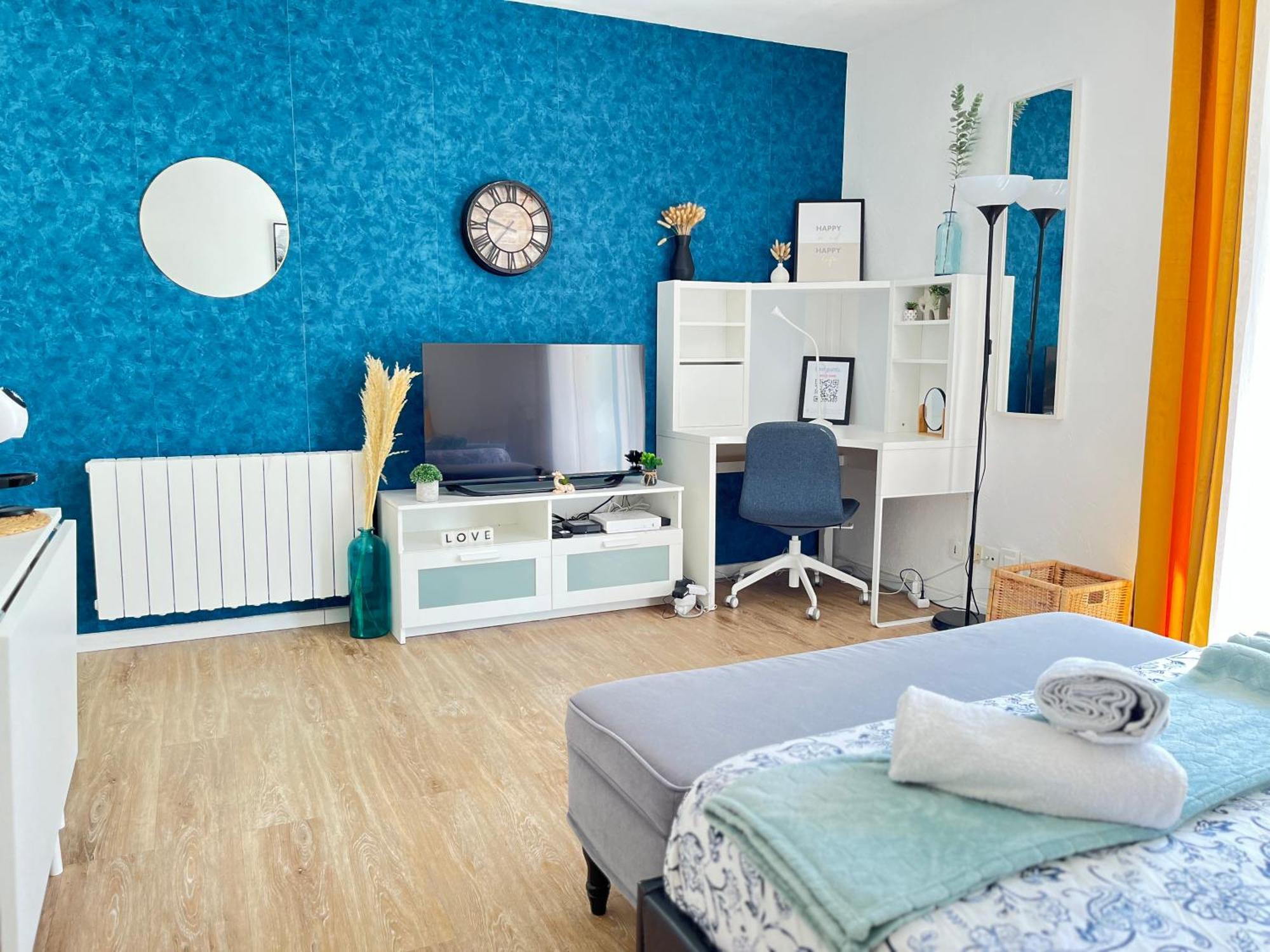 דירות Studio Cosy Au Pied De La Gare De Cergy Le Haut - 35 Min De Paris מראה חיצוני תמונה